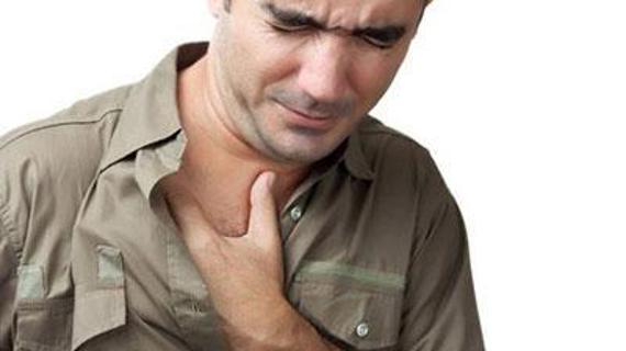 Превью картинка статьи Заложенность в грудине с кашлем и без: причины, лечение