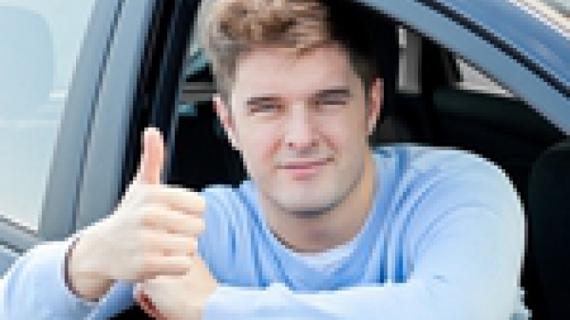 Превью картинка статьи Можно водить машину при эссенциальном треморе