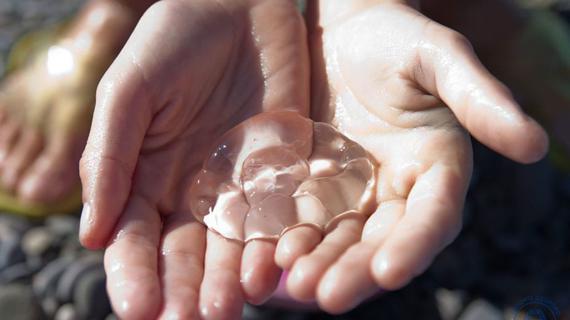 Превью картинка статьи Что делать, если сопли текут ручьем как вода - чем и как лечить?